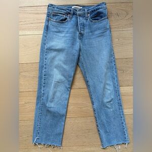 NWOT Levi’s Wedgie Straight Classic Blue Women's Jeans Size W27 L26